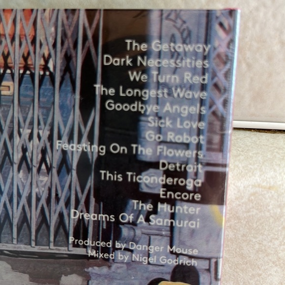 Red Hot Chili Peppers the Getaway CD Unopen - Picture 3 of 3